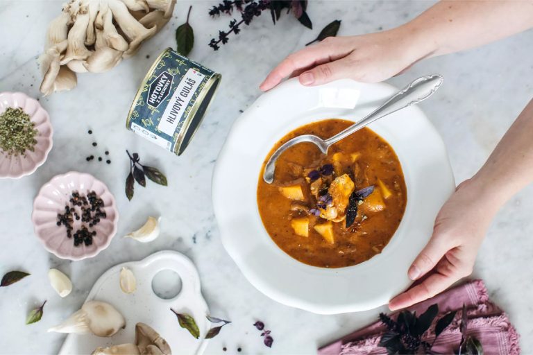 Domáca kuchyňa bez varenia: nový štandard moderných domácností